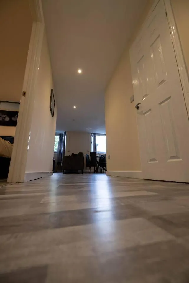 アパート 3 Bedroomflat-Free Parking-Wifi-Parking-8People ロンドン イギリス