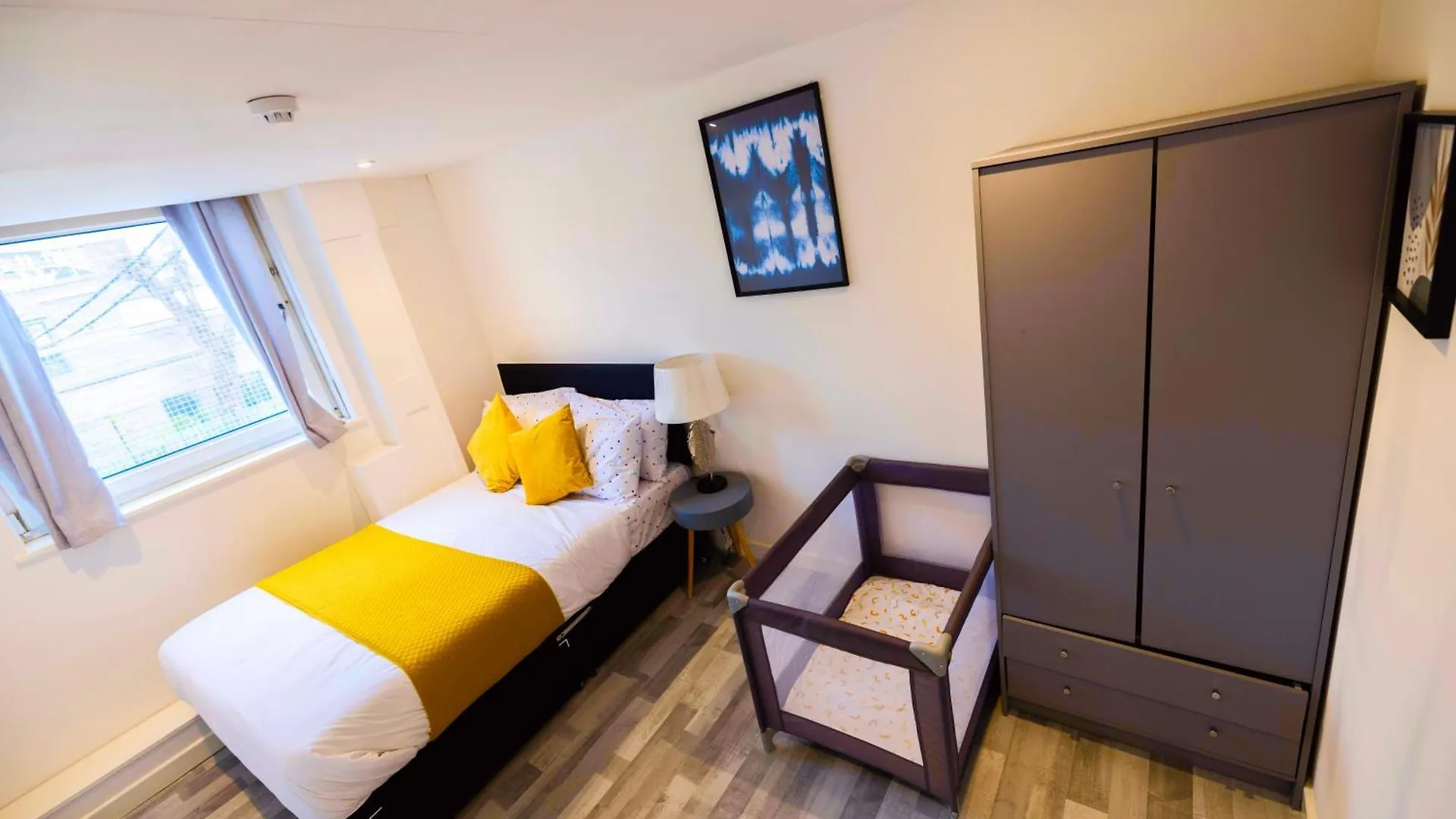 アパート 3 Bedroomflat-Free Parking-Wifi-Parking-8People ロンドン