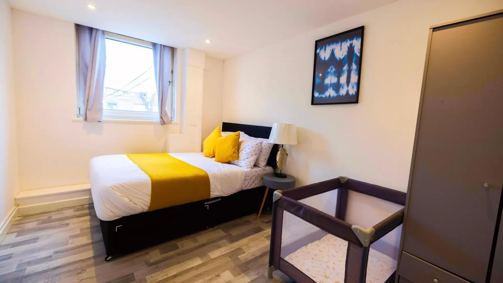 3 Bedroomflat-Free Parking-Wifi-Parking-8People ロンドン イギリス