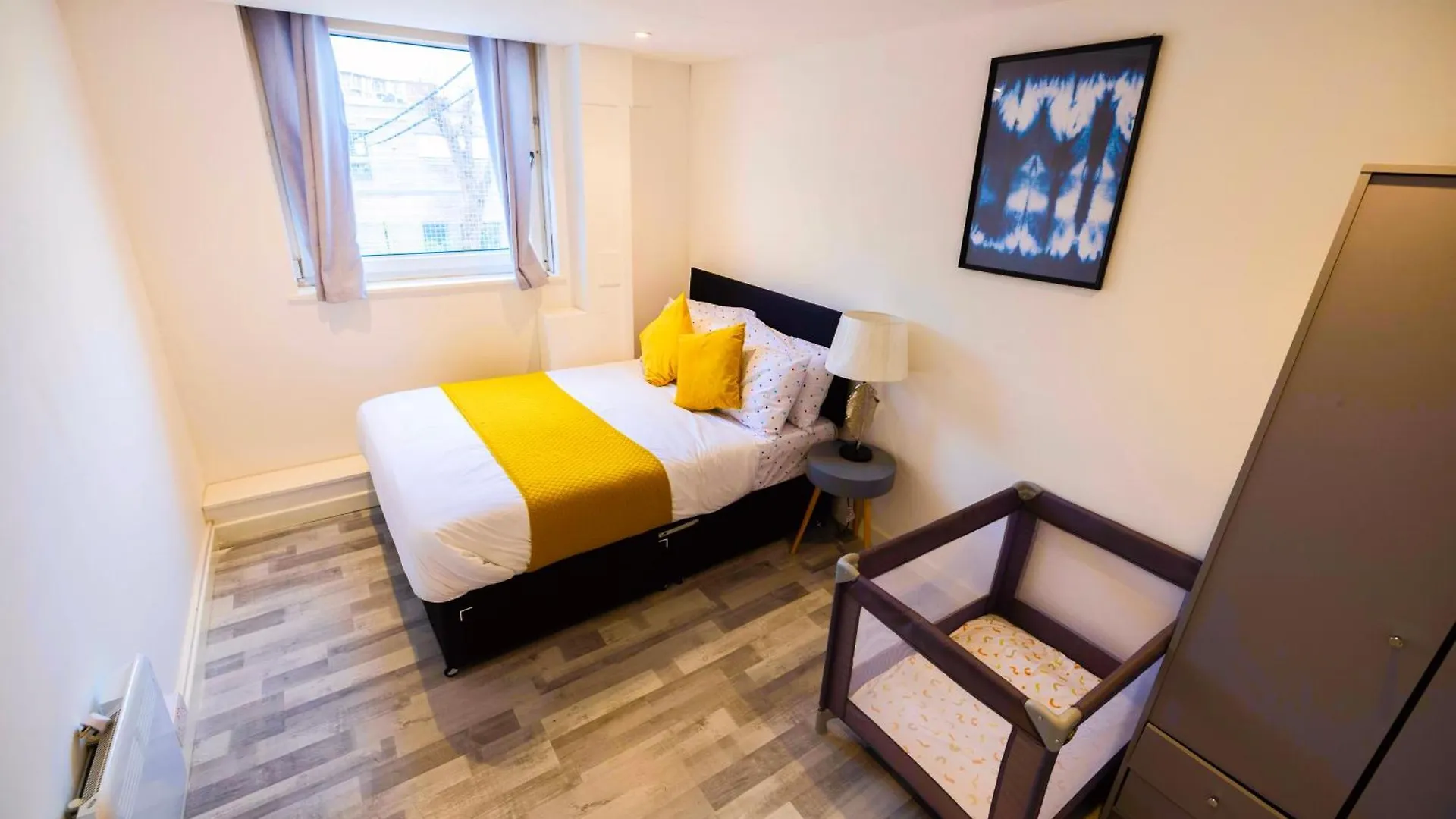 아파트 3 Bedroomflat-Free Parking-Wifi-Parking-8People 런던 영국