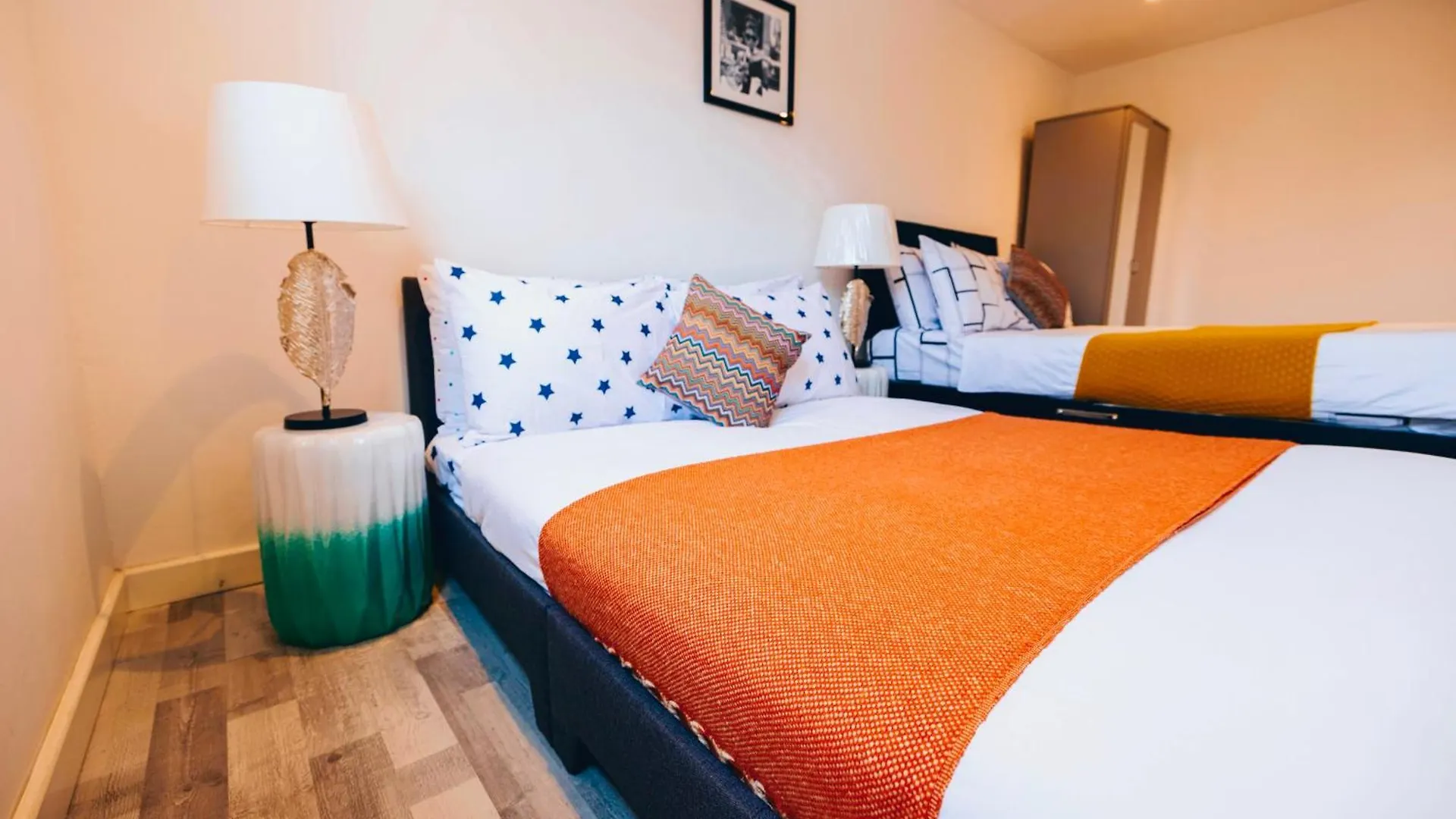 3 Bedroomflat-Free Parking-Wifi-Parking-8People 런던